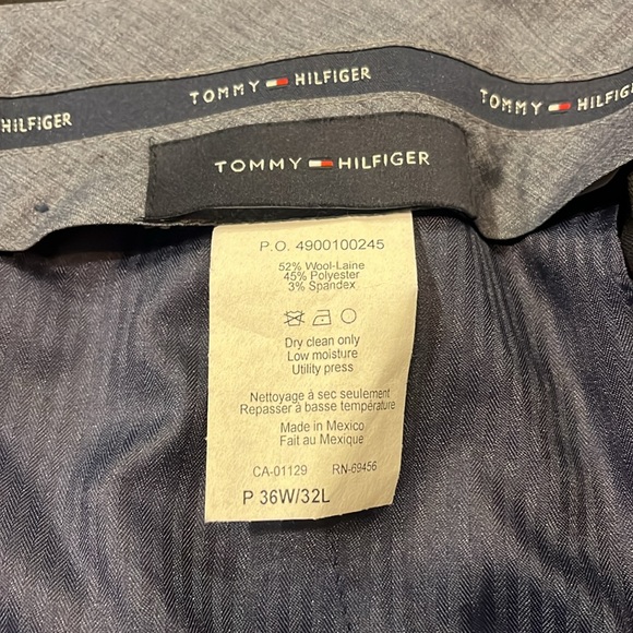 Men’s black dress pants 36w x 32L
No rips tears or stains - Picture 5 of 5